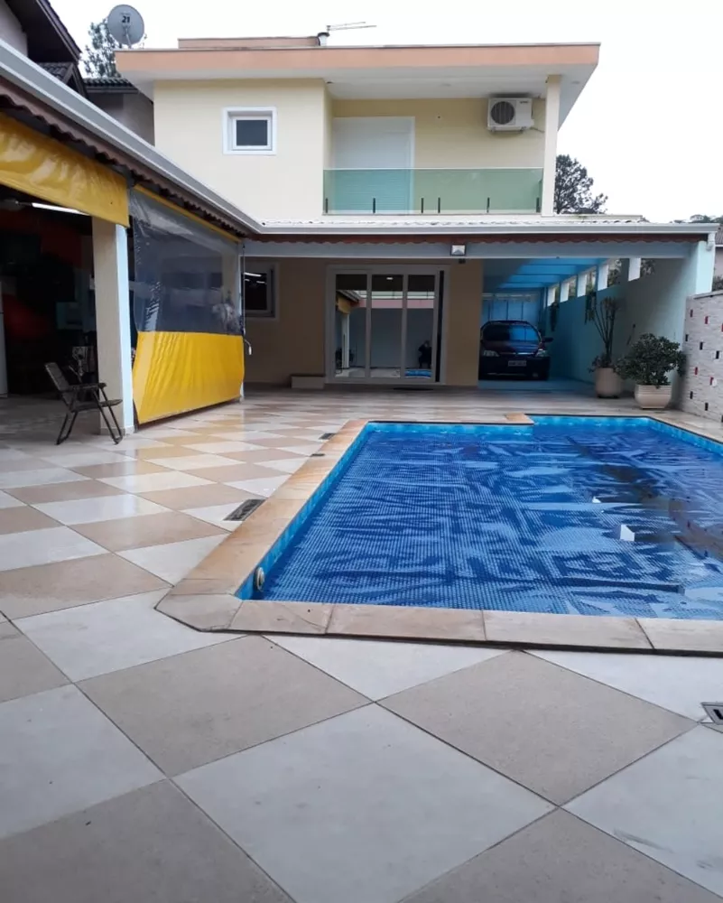 Sobrado à venda com 3 quartos, 220m² - Foto 1