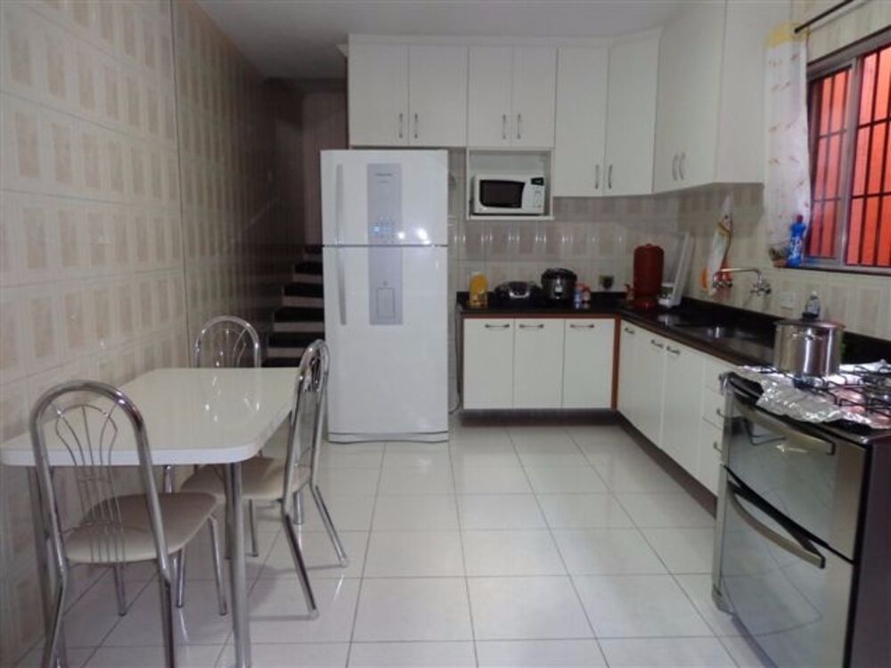 Sobrado, 4 quartos, 200 m² - Foto 1