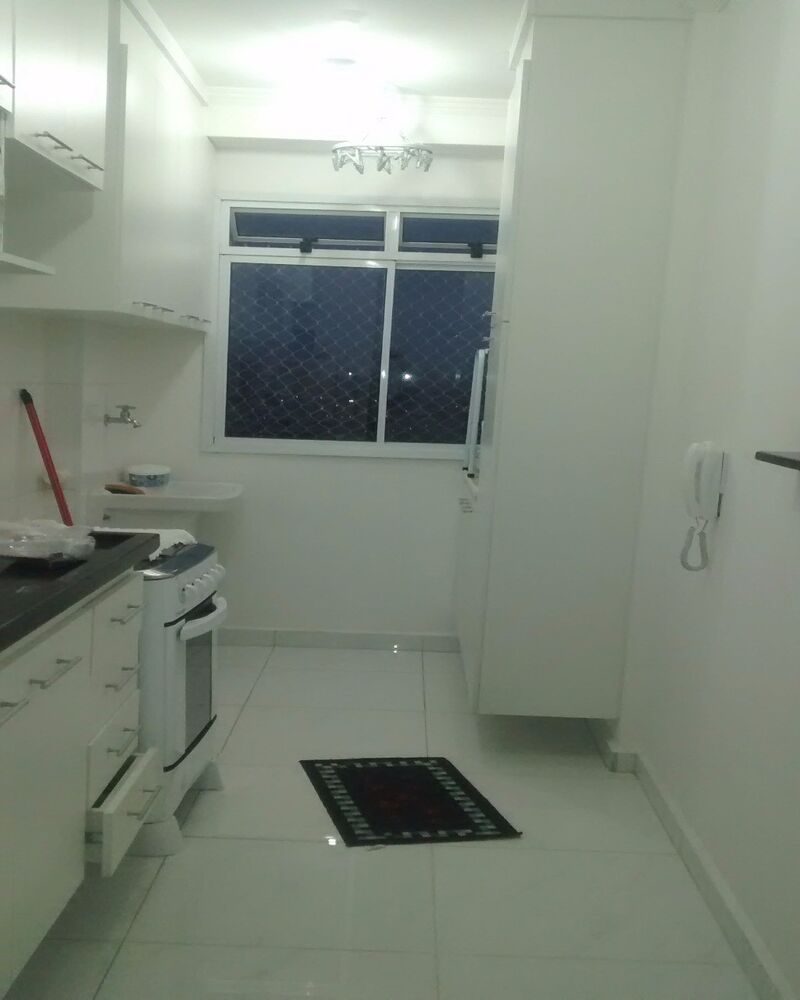 Apartamento à venda com 2 quartos, 45m² - Foto 2