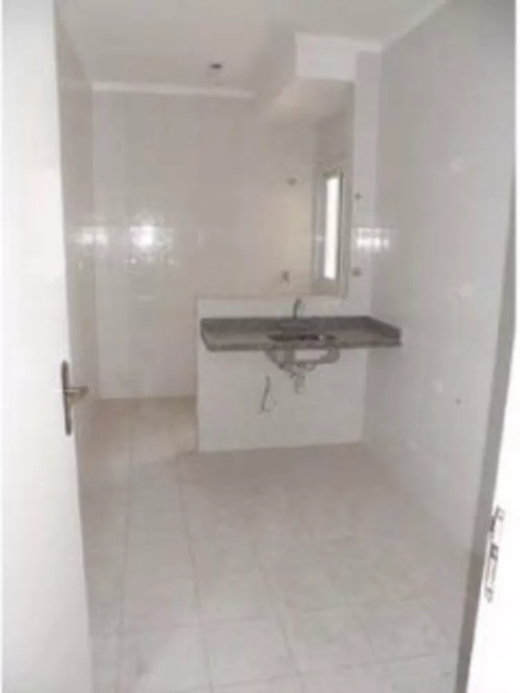 Apartamento à venda com 3 quartos, 75m² - Foto 2