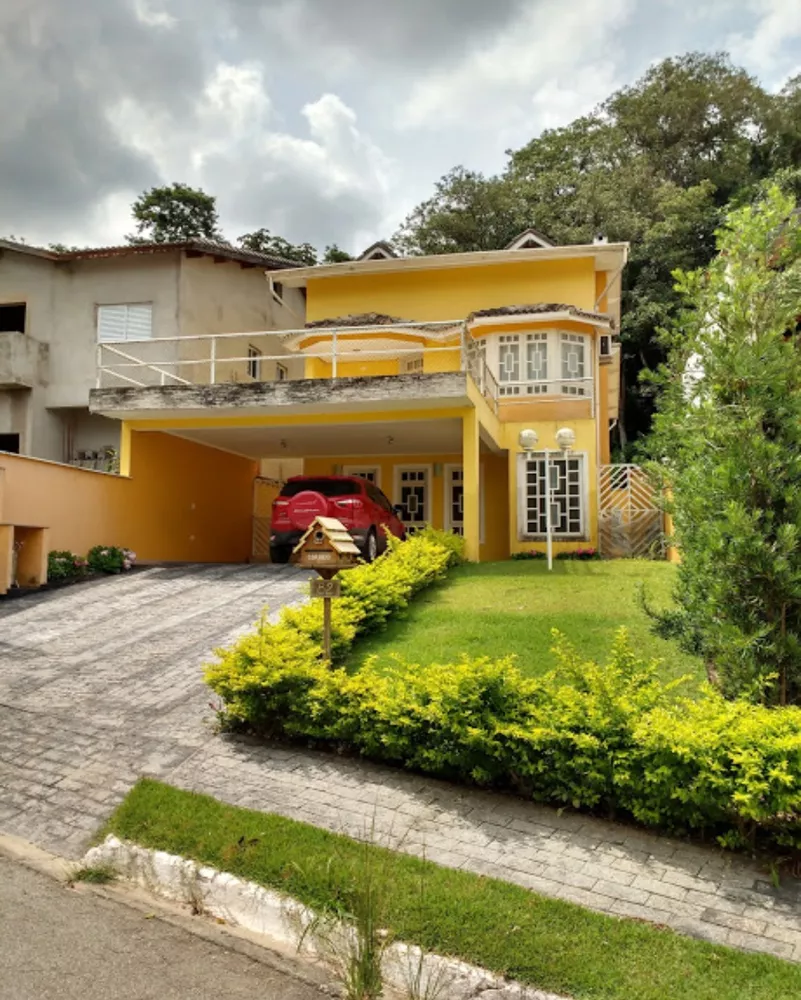 Sobrado à venda com 3 quartos, 300m² - Foto 1