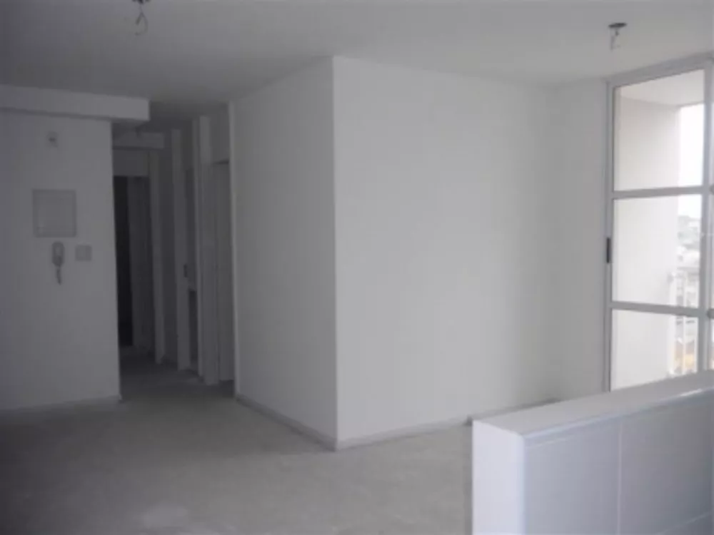 Apartamento à venda com 2 quartos, 64m² - Foto 5