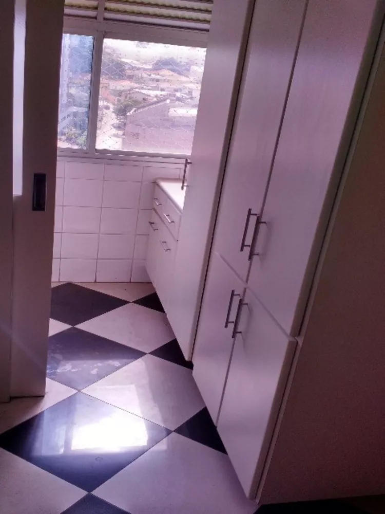 Apartamento à venda com 3 quartos, 70m² - Foto 4