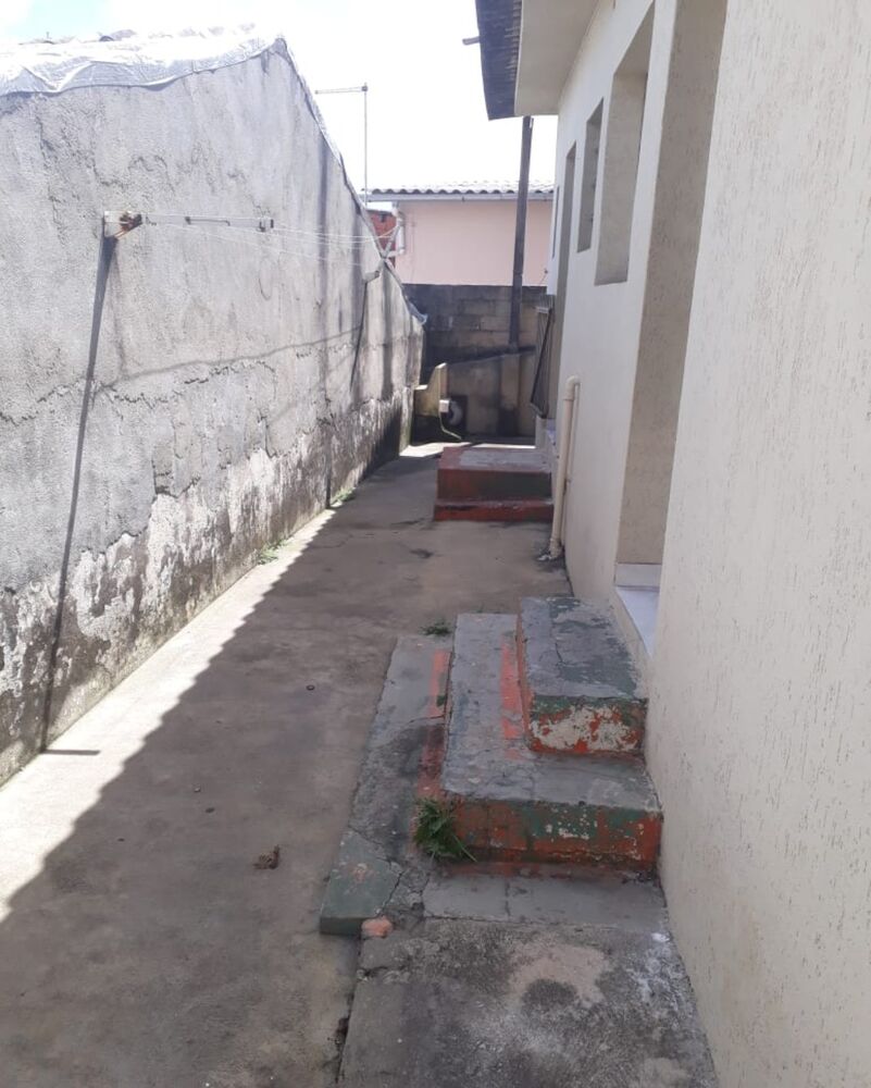 Casa à venda com 2 quartos, 116m² - Foto 2