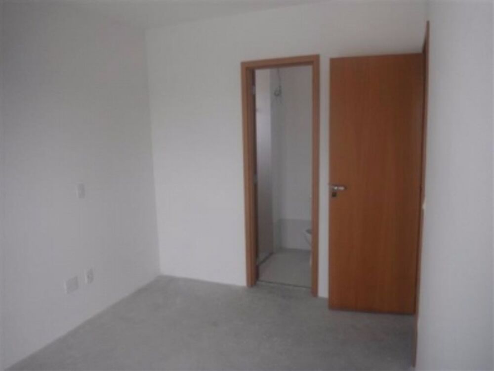 Apartamento à venda com 3 quartos, 82m² - Foto 3