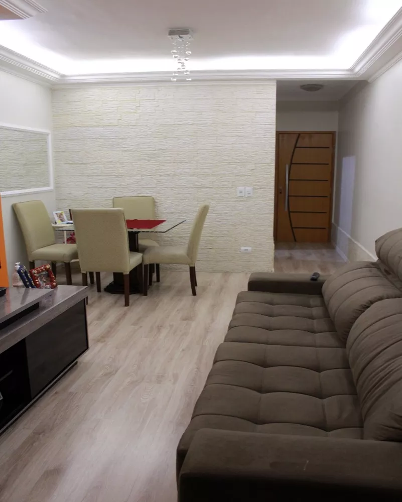 Apartamento à venda com 2 quartos, 64m² - Foto 1