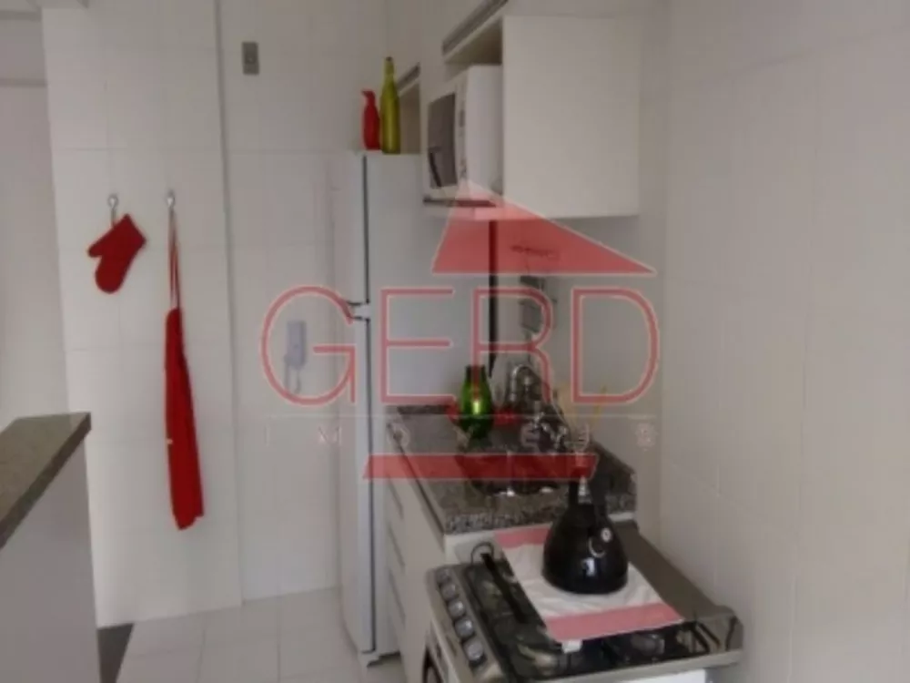 Apartamento à venda com 2 quartos, 61m² - Foto 4