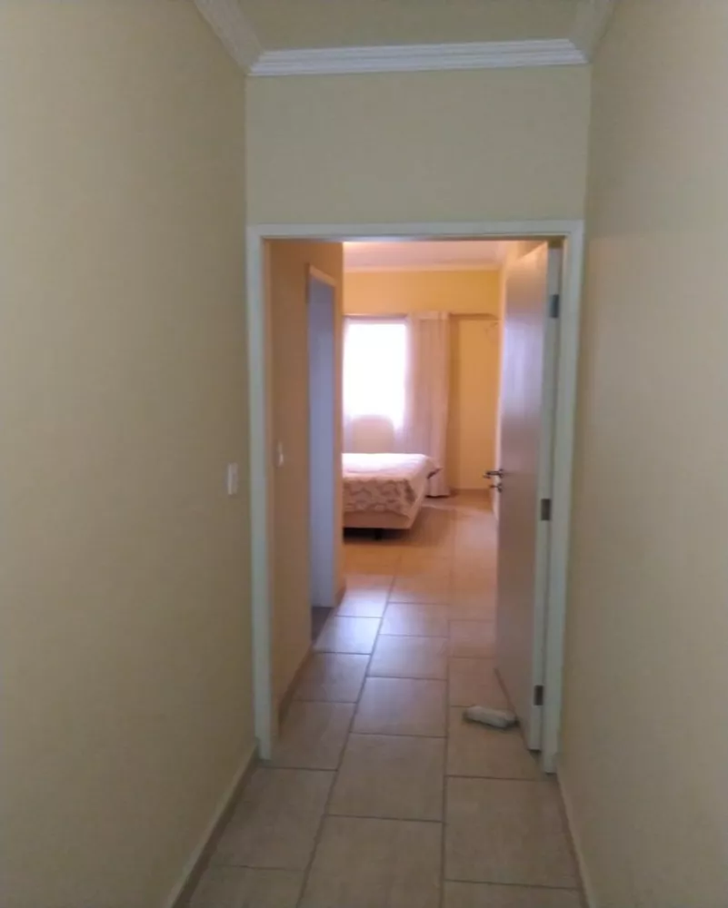 Sobrado à venda com 3 quartos, 180m² - Foto 2