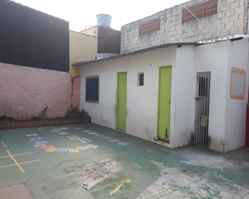 Casa, 5 quartos, 140 m² - Foto 2