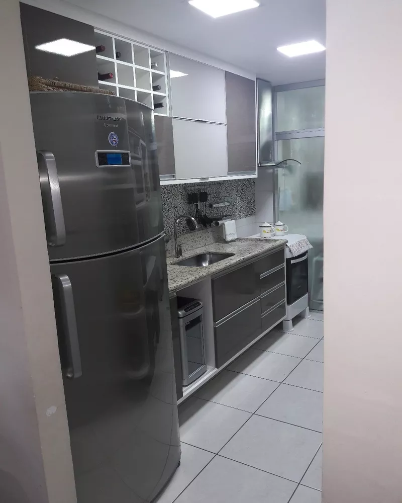 Apartamento à venda com 2 quartos, 74m² - Foto 3