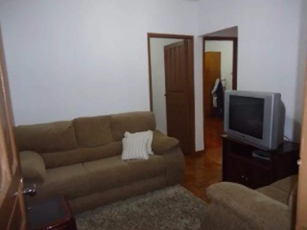 Casa à venda com 3 quartos, 80m² - Foto 1