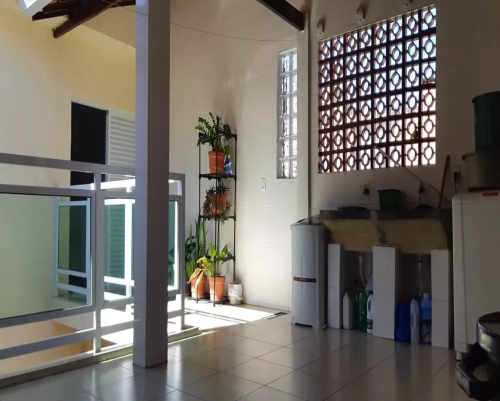 Sobrado à venda com 3 quartos, 173m² - Foto 2