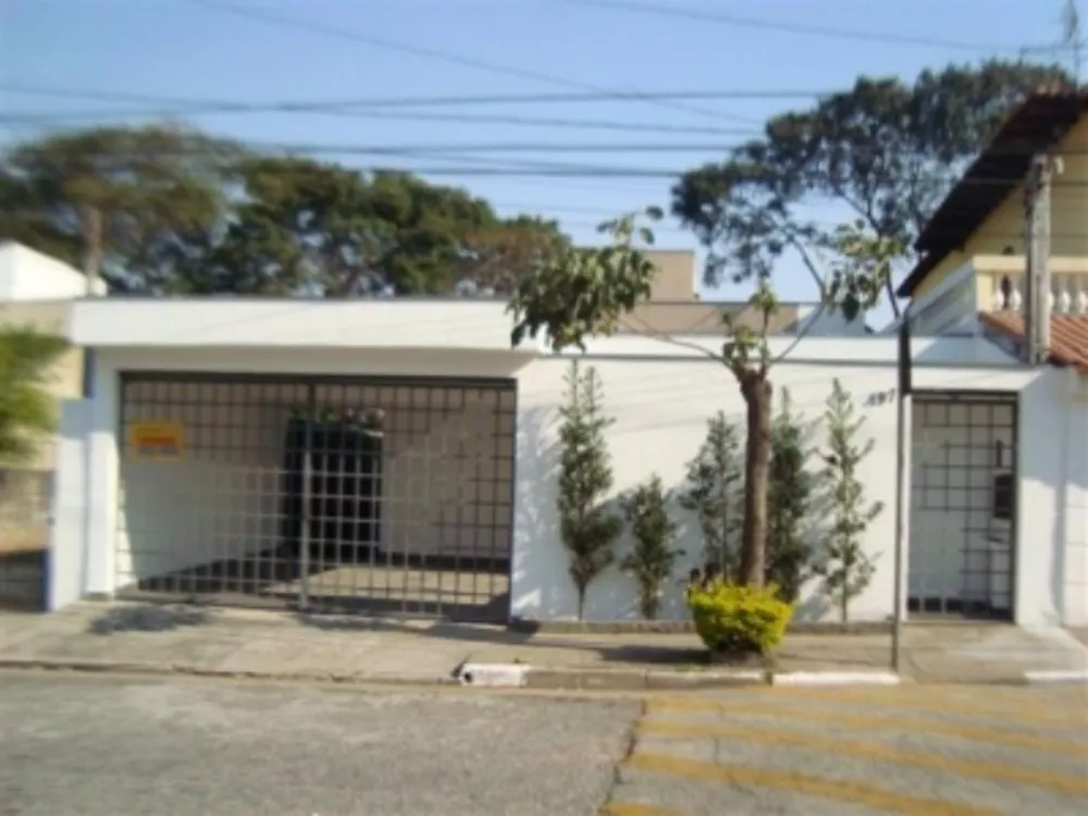 Sobrado à venda com 3 quartos, 210m² - Foto 1