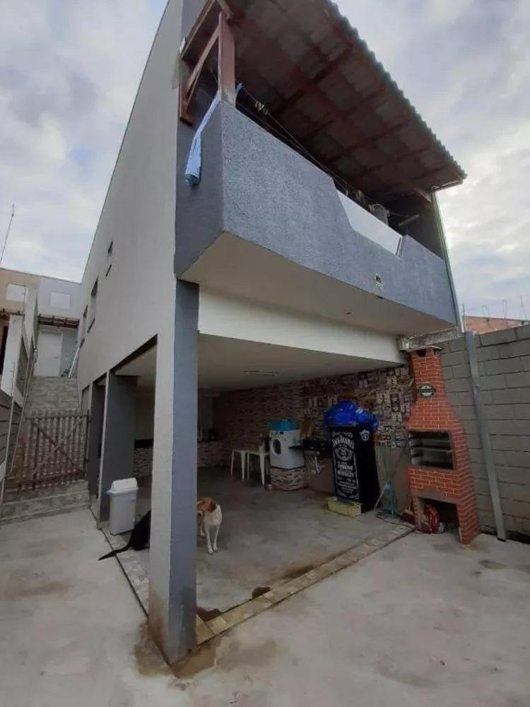 Casa à venda com 3 quartos, 77m² - Foto 11