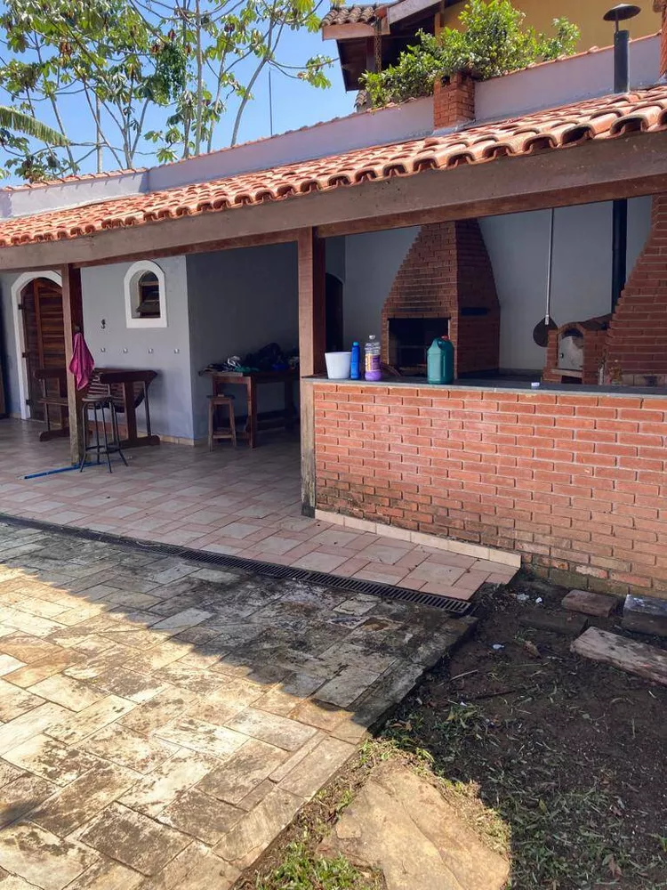 Casa à venda e aluguel com 4 quartos, 480m² - Foto 3