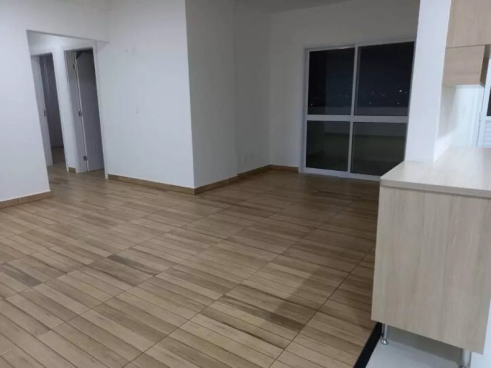 Apartamento à venda com 3 quartos, 100m² - Foto 1