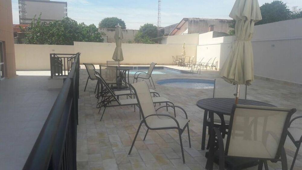 Apartamento à venda com 2 quartos, 65m² - Foto 3