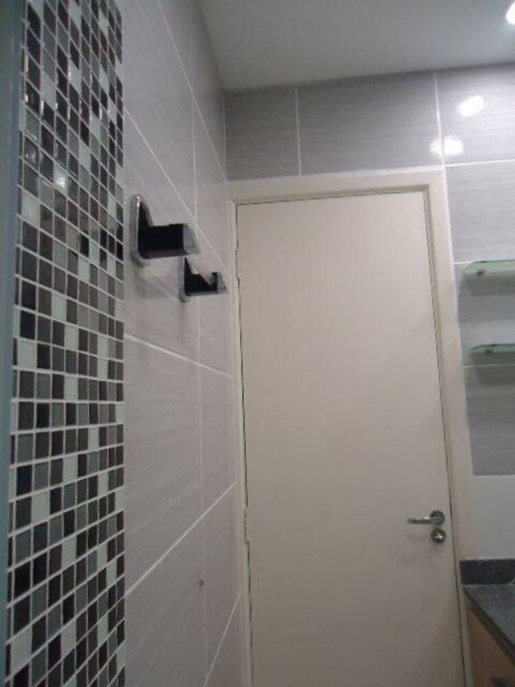 Apartamento à venda com 2 quartos, 65m² - Foto 2