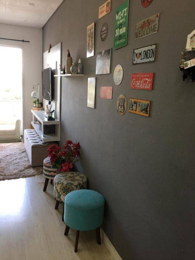 Apartamento à venda com 2 quartos, 64m² - Foto 1