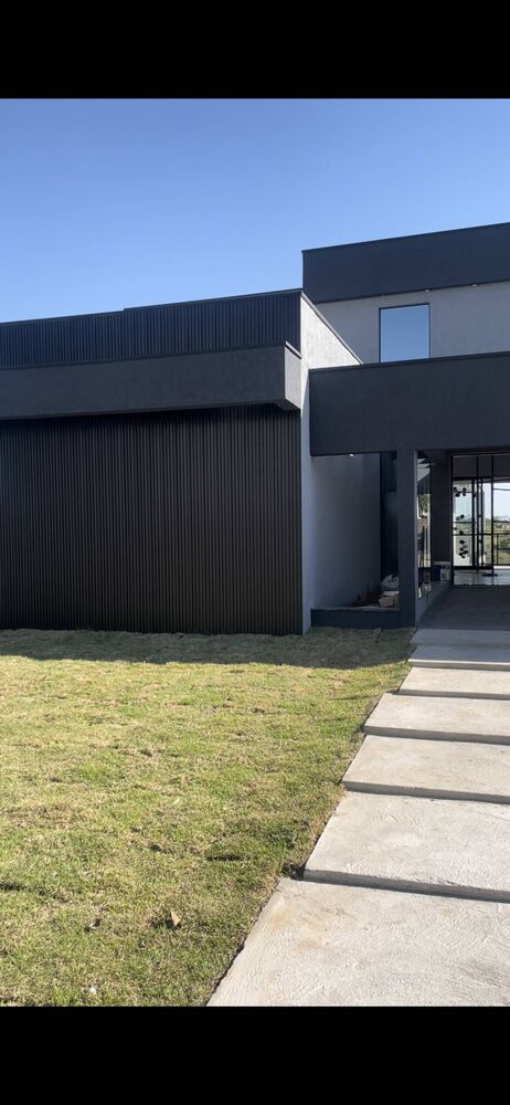Casa à venda com 4 quartos, 725m² - Foto 2