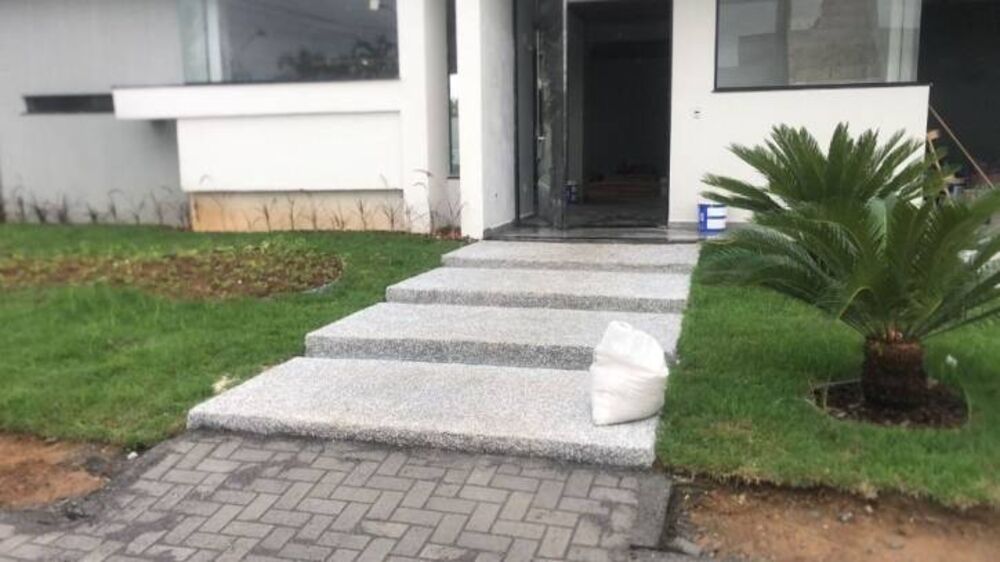 Sobrado à venda com 5 quartos, 480m² - Foto 2