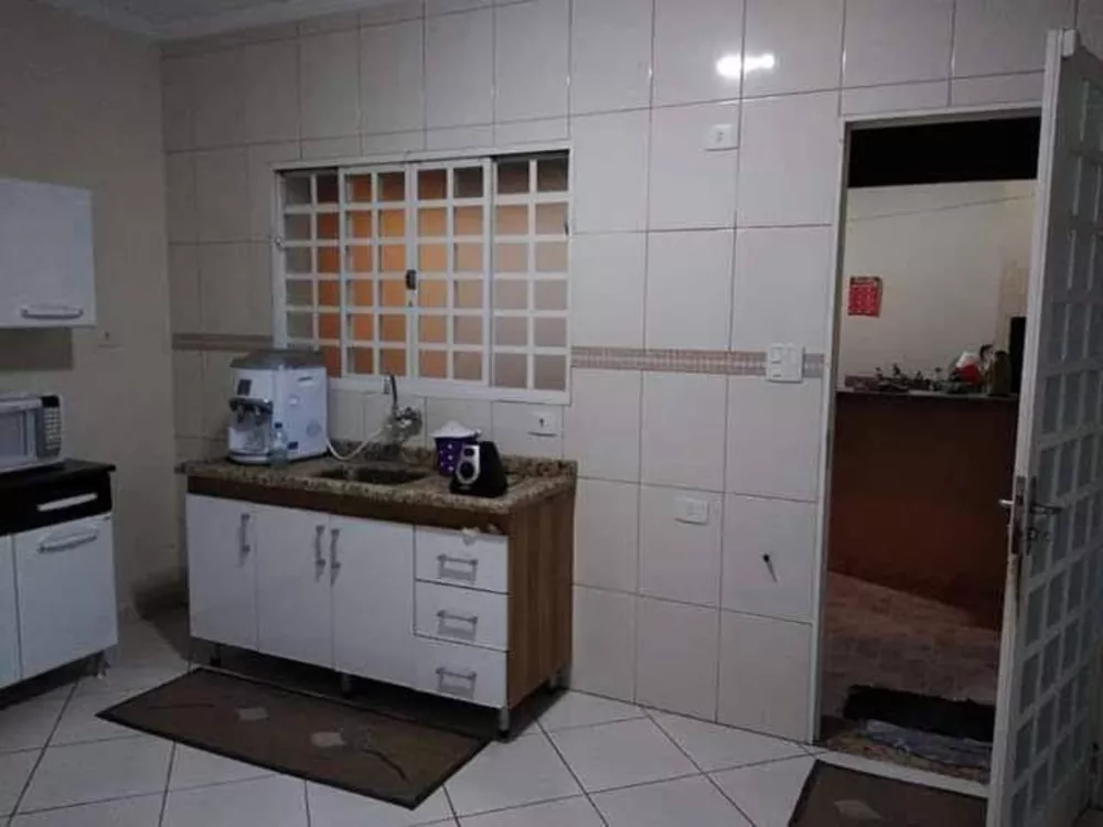 Sobrado à venda com 4 quartos, 380m² - Foto 4