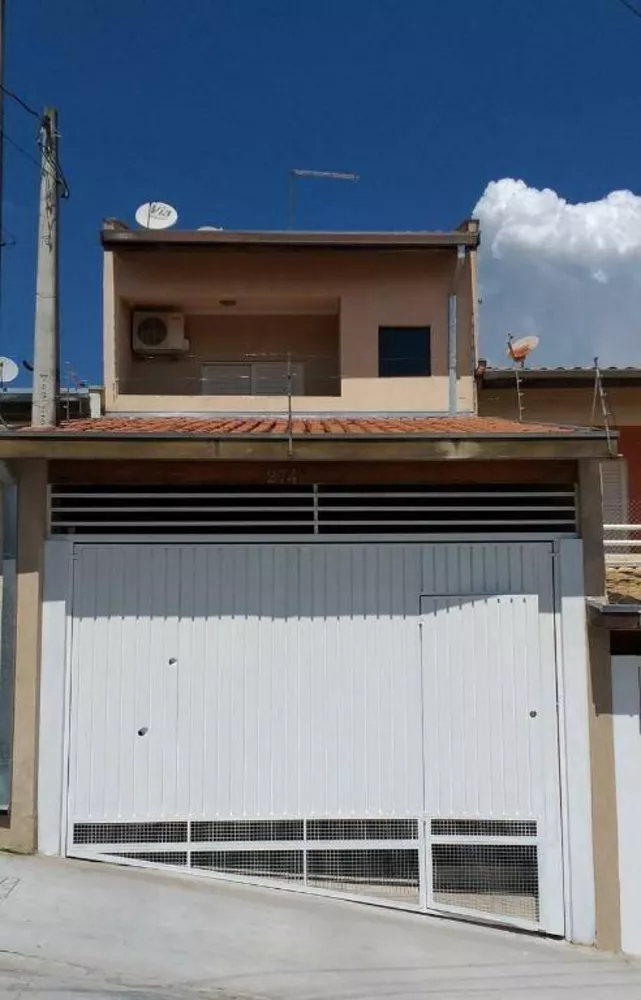 Sobrado à venda com 3 quartos, 168m² - Foto 1