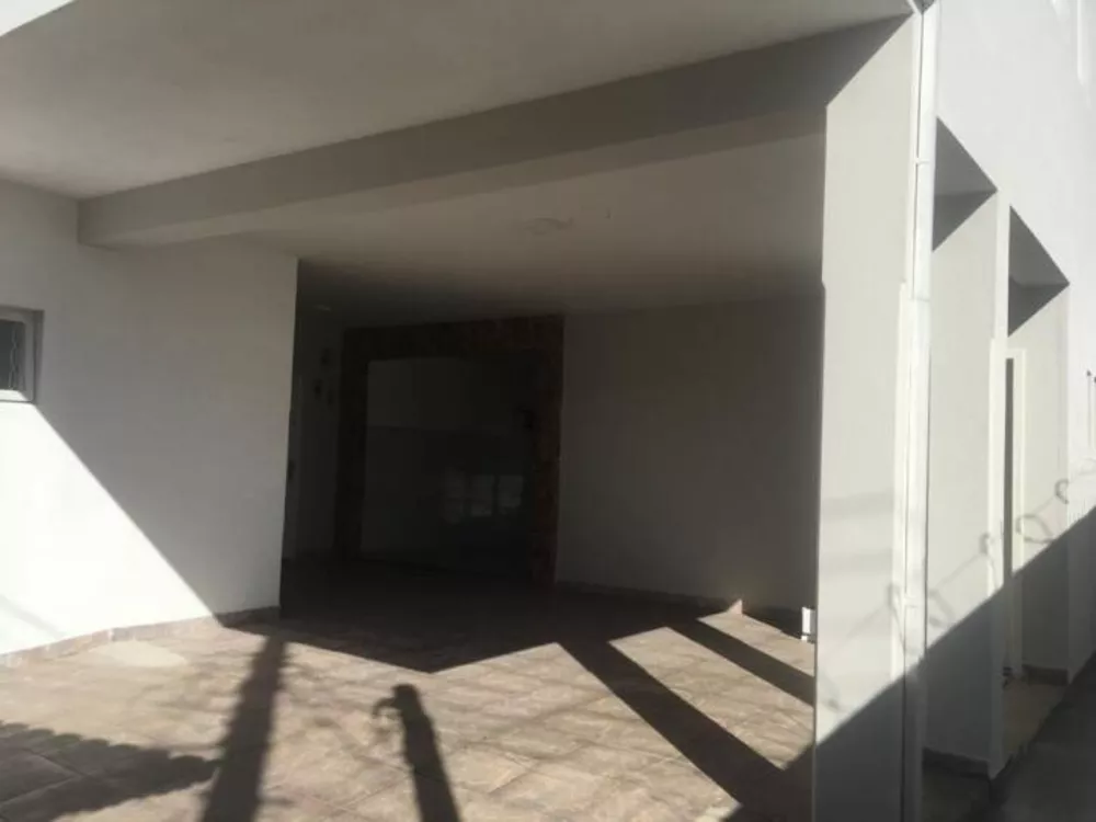 Sobrado à venda com 5 quartos, 314m² - Foto 3