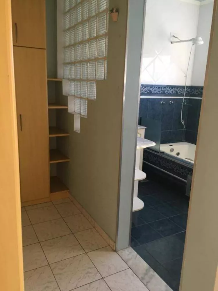 Sobrado à venda com 5 quartos, 314m² - Foto 13