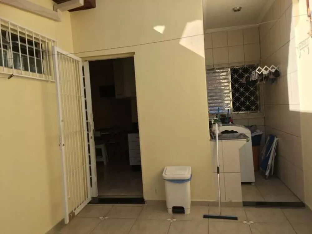 Casa à venda com 3 quartos, 128m² - Foto 4