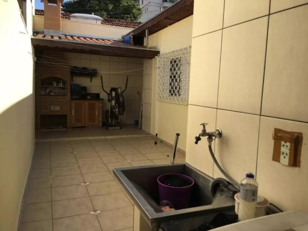 Casa à venda com 3 quartos, 128m² - Foto 2