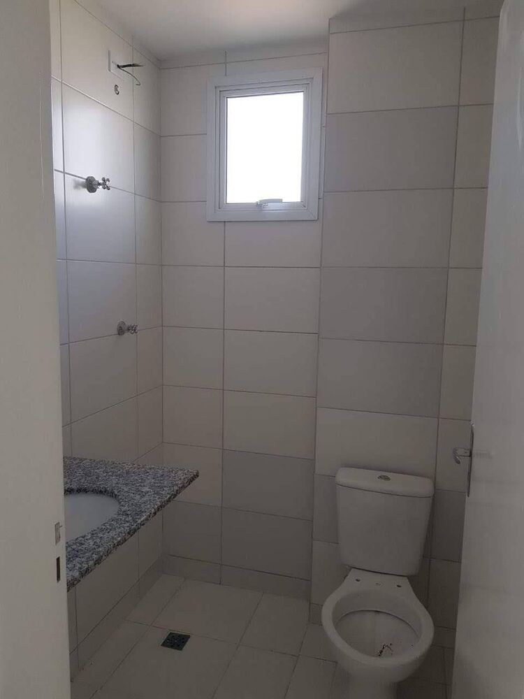 Apartamento à venda com 3 quartos - Foto 2