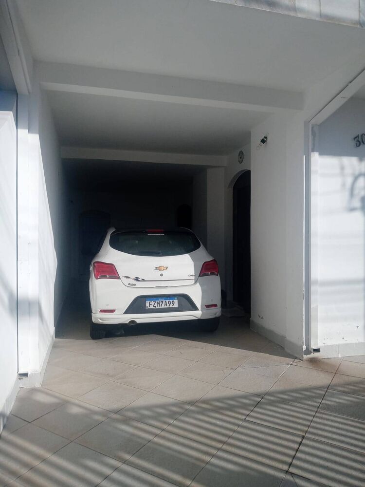 Sobrado à venda com 4 quartos, 255m² - Foto 2