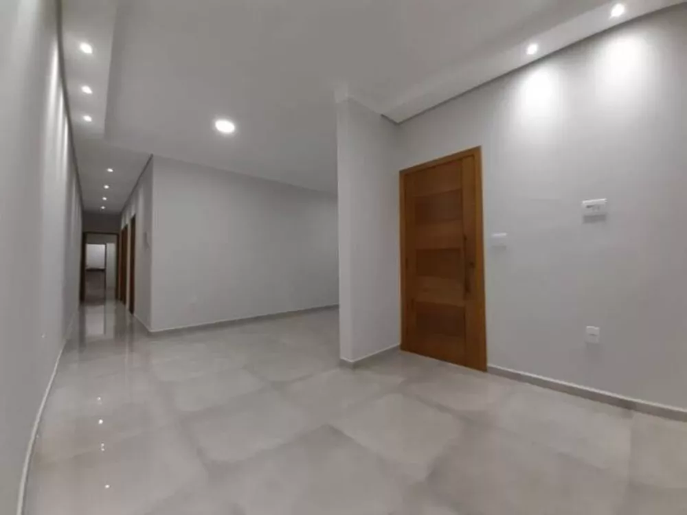 Casa à venda com 3 quartos, 100m² - Foto 3