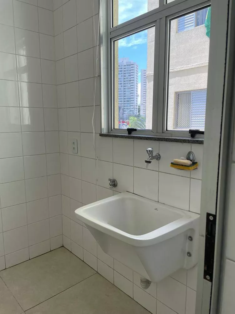 Apartamento para alugar com 3 quartos, 75m² - Foto 3