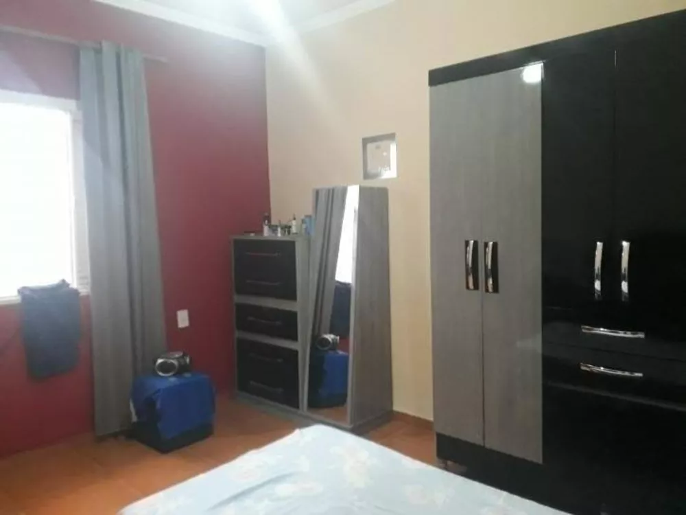 Casa à venda com 3 quartos, 230m² - Foto 8