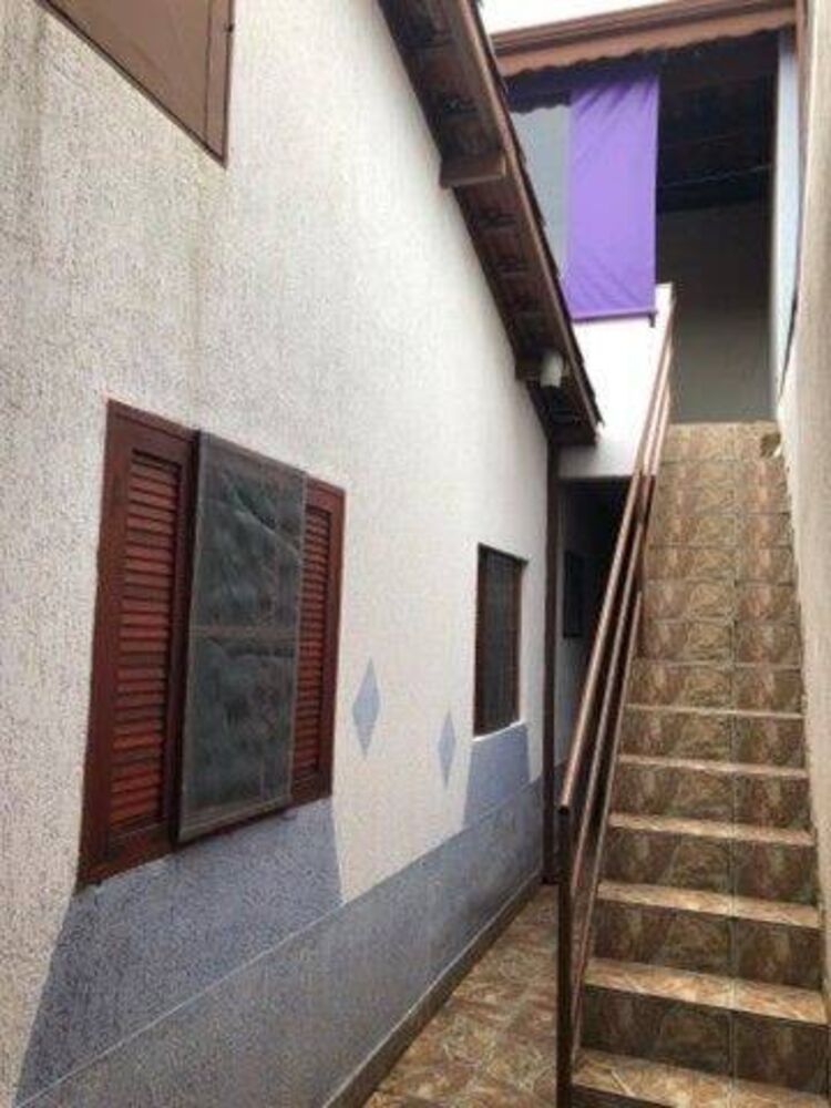 Casa à venda com 3 quartos, 190m² - Foto 4