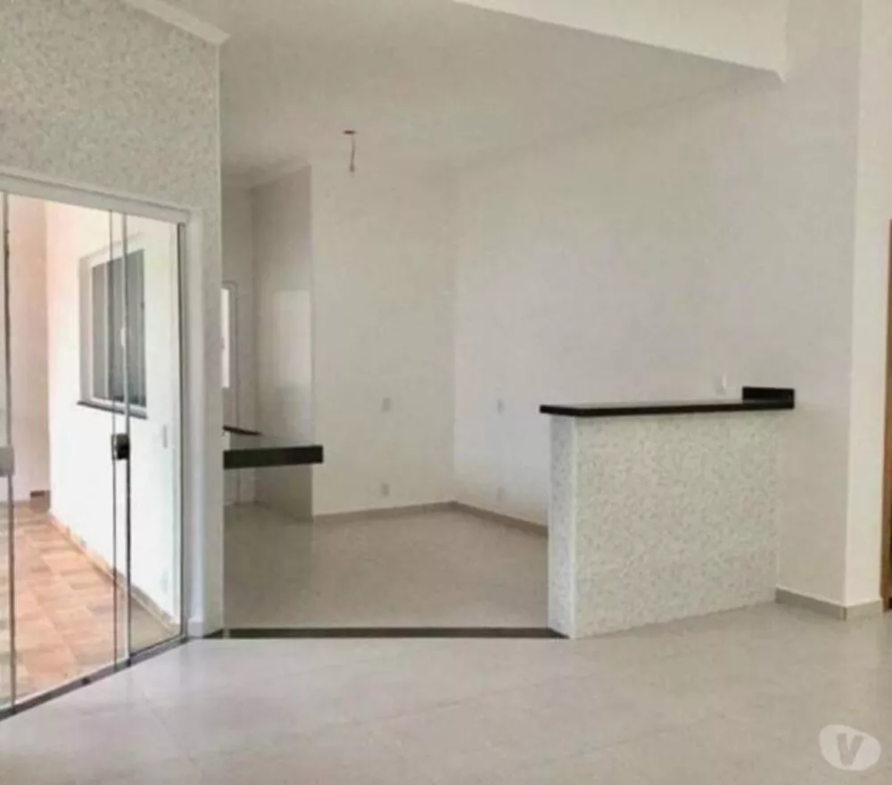 Casa à venda com 4 quartos, 177m² - Foto 4