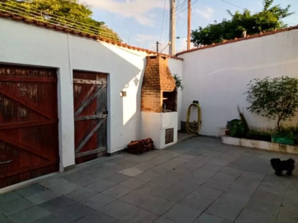 Casa à venda com 3 quartos, 134m² - Foto 3