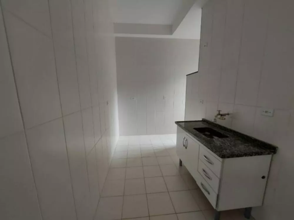 Apartamento à venda com 3 quartos, 60m² - Foto 4