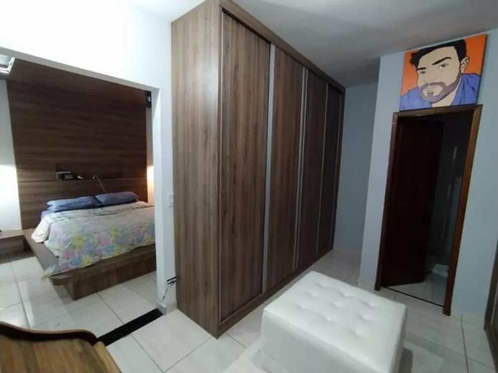 Sobrado à venda com 3 quartos, 200m² - Foto 11