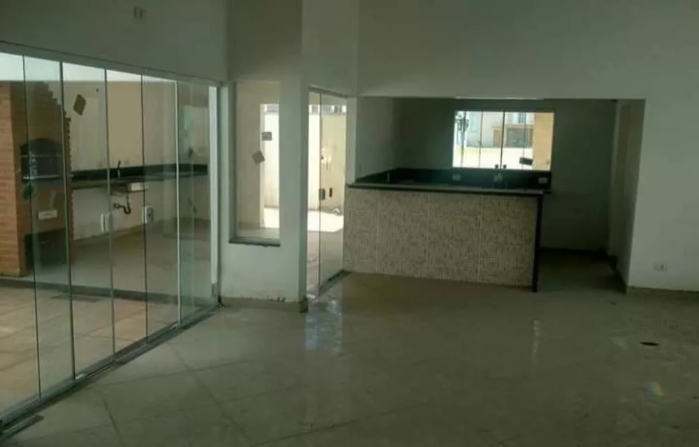 Casa à venda com 3 quartos, 166m² - Foto 6