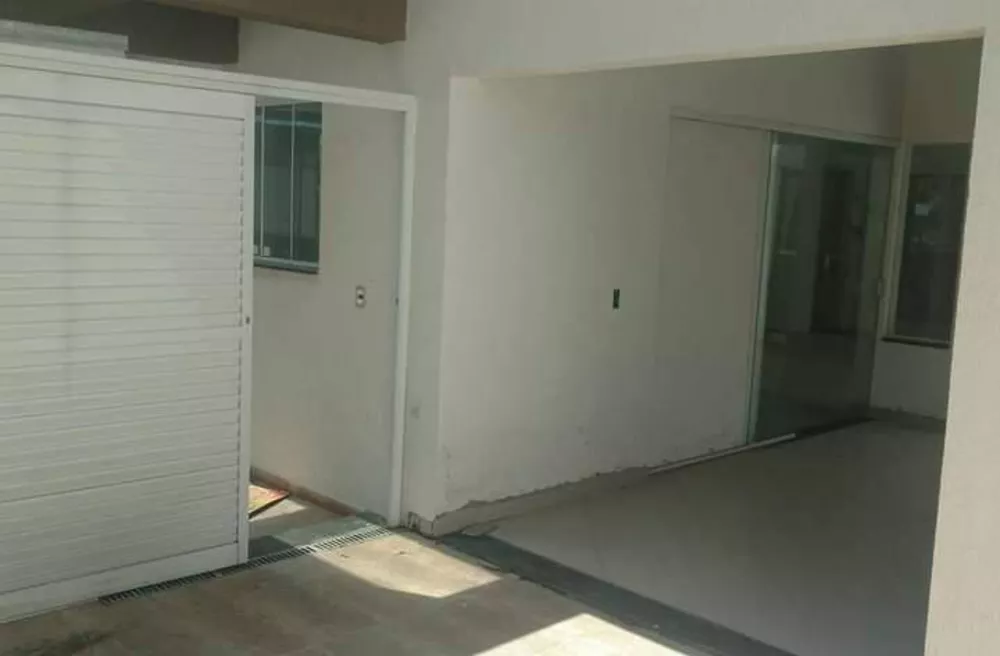 Casa à venda com 3 quartos, 166m² - Foto 9