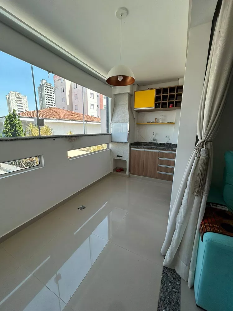 Apartamento à venda com 2 quartos, 68m² - Foto 2