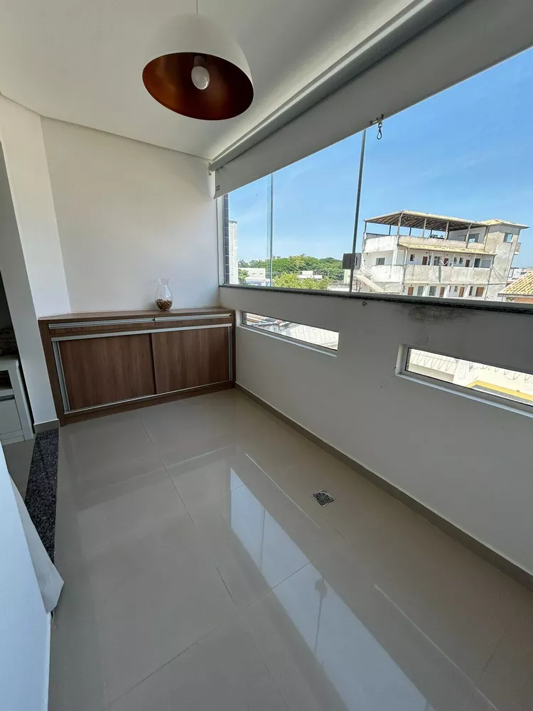 Apartamento à venda com 2 quartos, 68m² - Foto 1