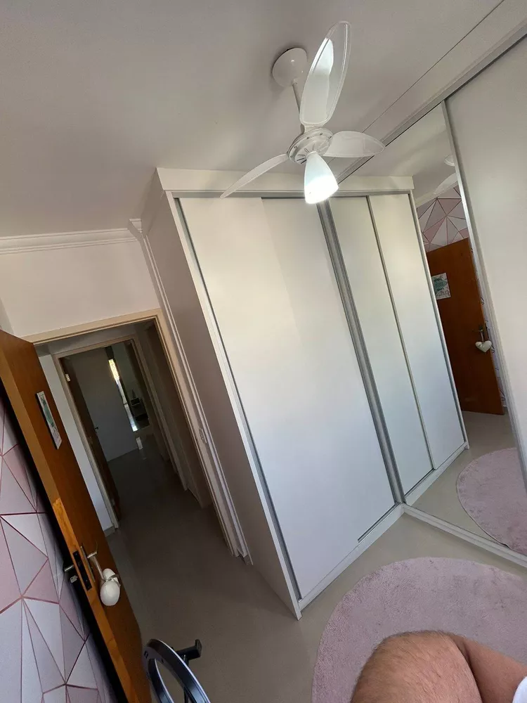 Apartamento à venda com 2 quartos, 68m² - Foto 11