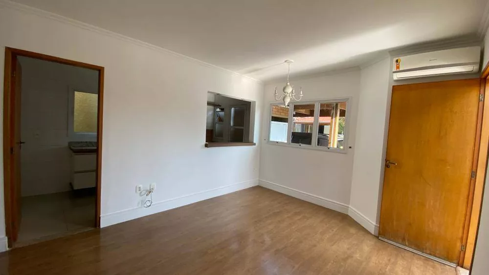 Casa à venda com 3 quartos, 223m² - Foto 4