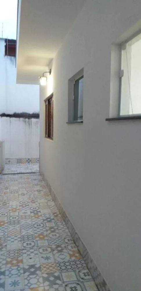 Casa à venda com 2 quartos, 63m² - Foto 13