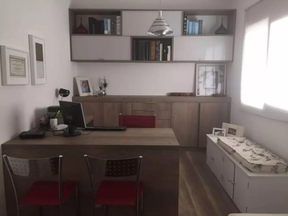 Casa à venda com 4 quartos, 350m² - Foto 3