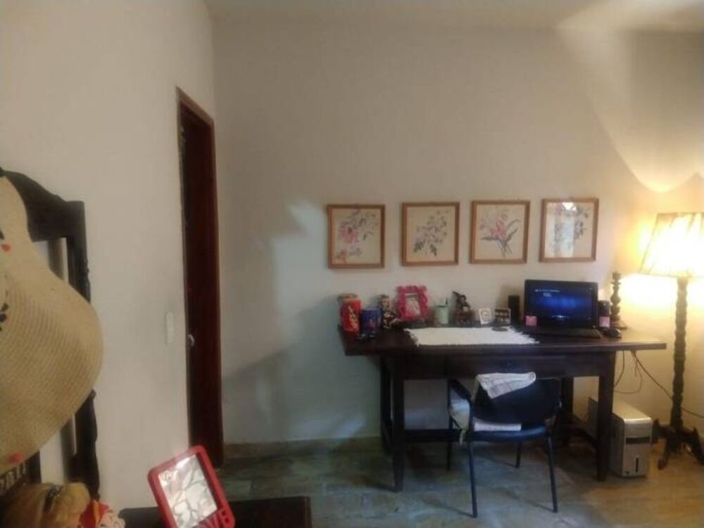 Casa à venda com 3 quartos, 220m² - Foto 4